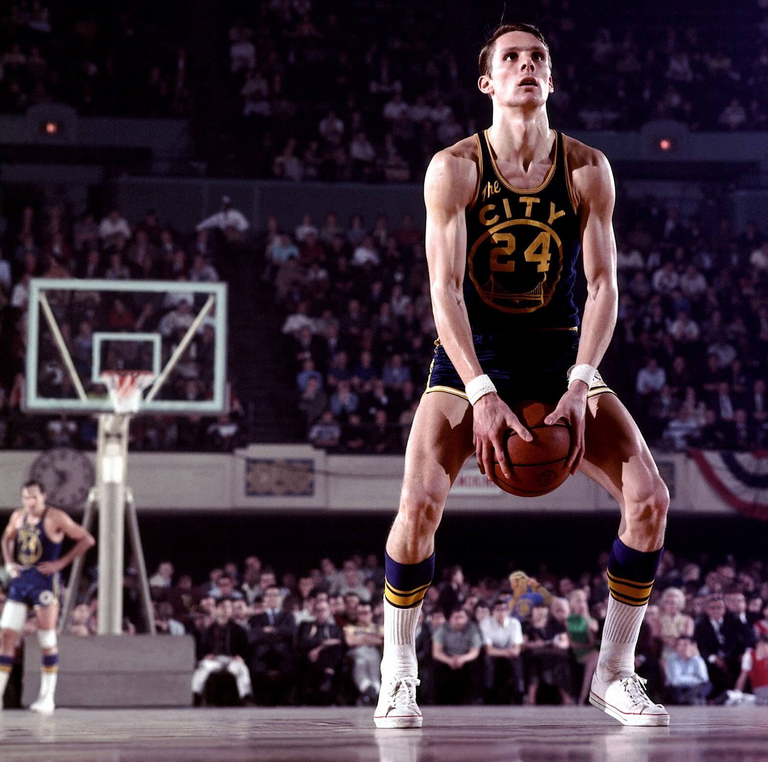 Rick Barry Underhanded Free Throw Technique 